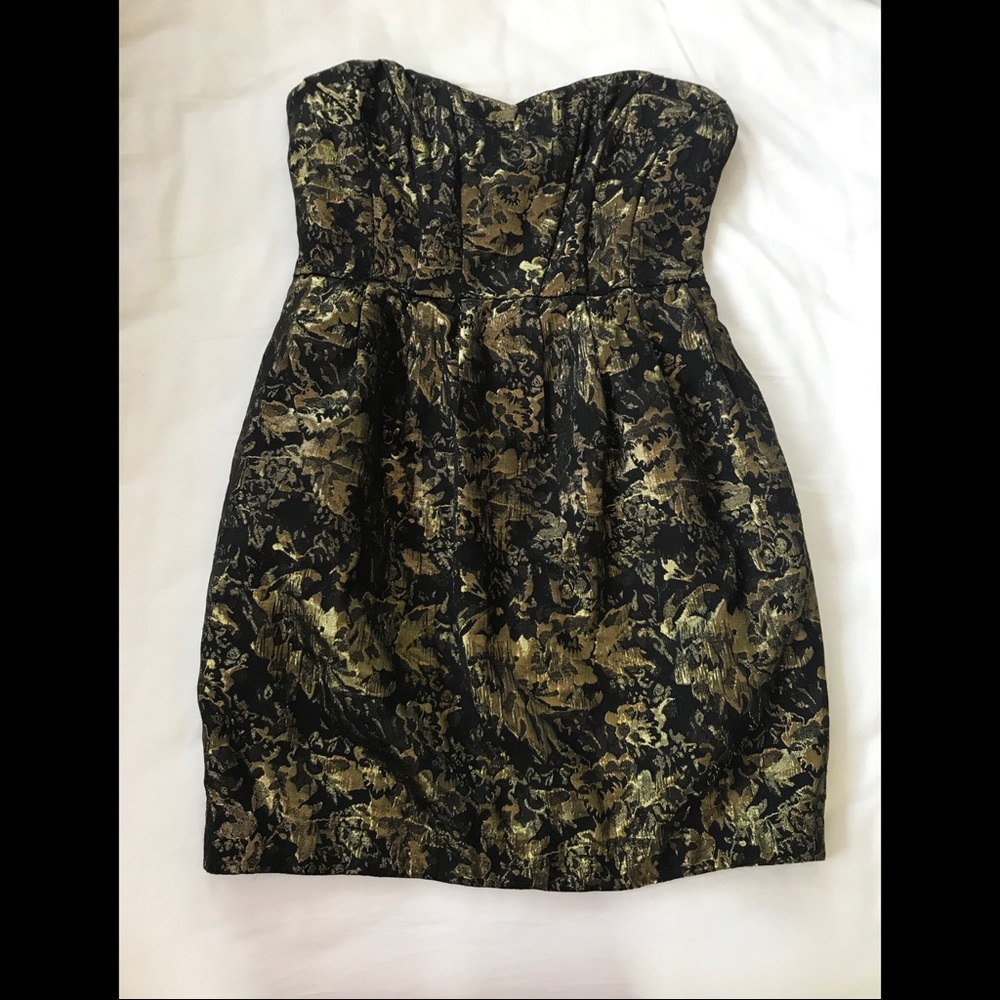 Black and Gold Strapless Forever 21 Dress